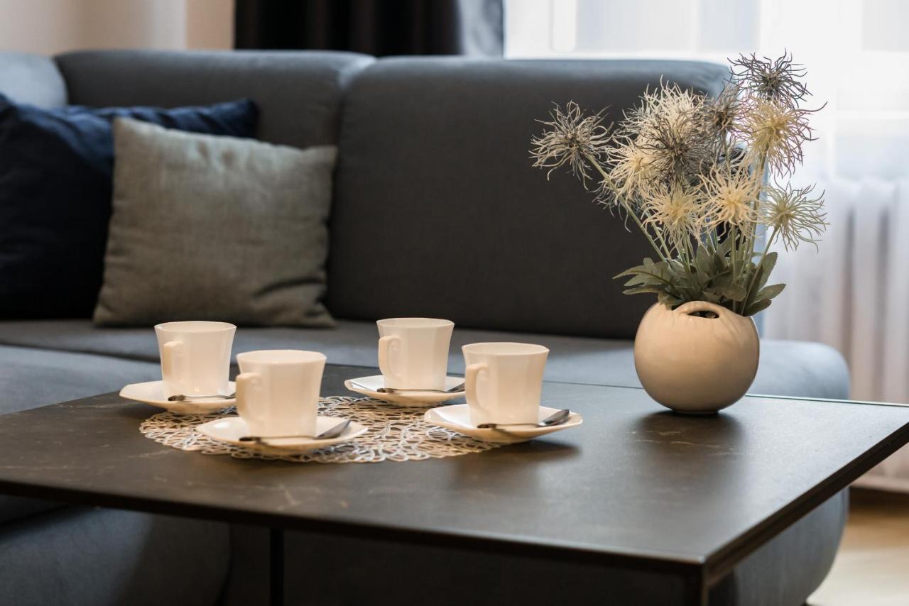Kosinskiego Apartment Poznan By Noclegi Renters Esterno foto